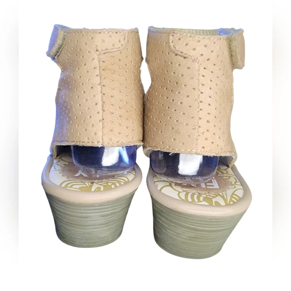 FLY London Yala Perforated Wedge Sandal, Womens 39EU (8-8.5 US) - Picture 4 of 11